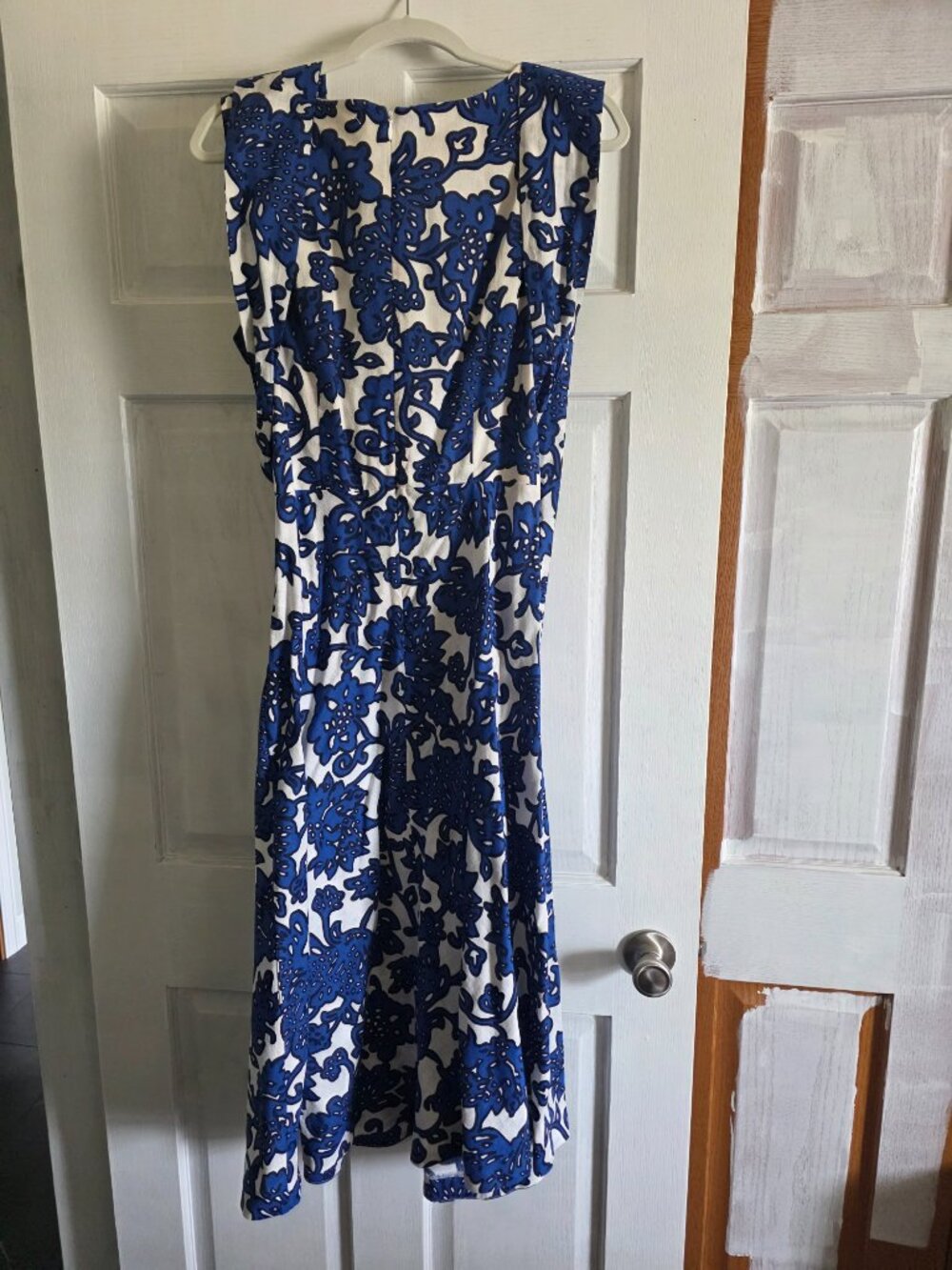 Boden linen blend wrap style dress in white/blue coral-like pattern, US size 14 - Picture 5 of 5